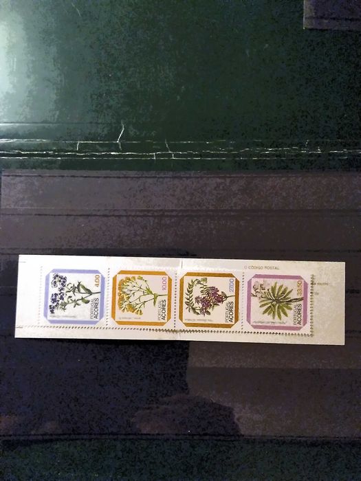 1982 Caderneta Flores Regionais dos Açores  [2° Grupo ] MNH **