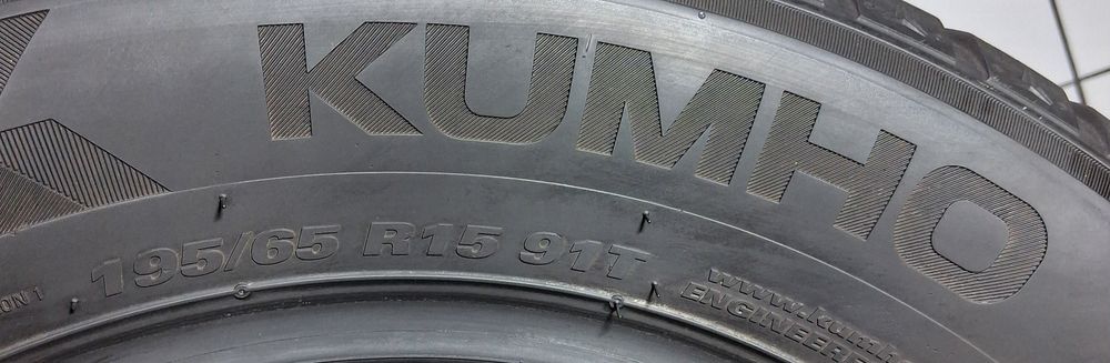 Kumho Wintercraft Wp52 195/65R15 91T [2022] 7.5Mm Opony Używane