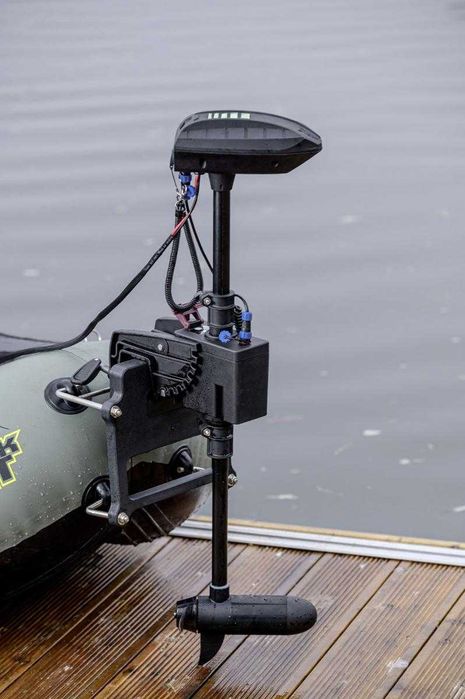 Silnik Rhino CR30VF streowany pilotem do Belly Boat pontonu Kajaka