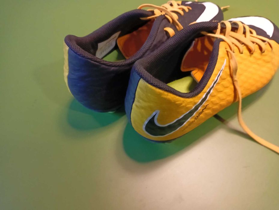 Korki NIKE 38 (25cm)
