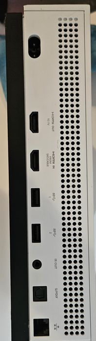 Konsola Xbox One S + Pad od Xbox Series X/S