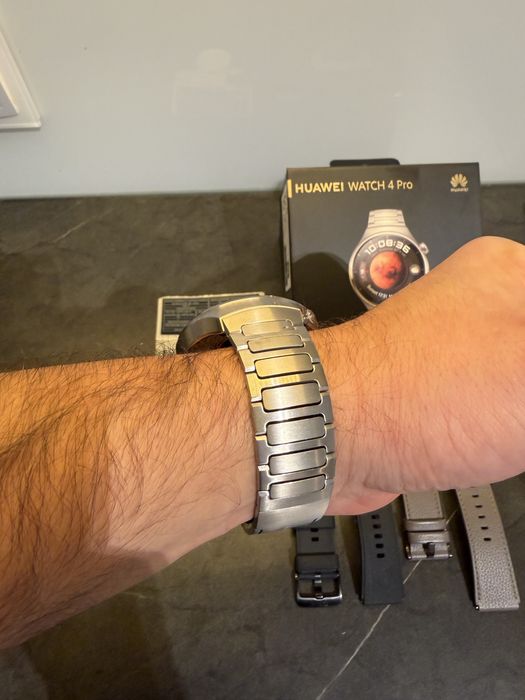 Huawei Watch 4 pro Elite tytanowy + dwa dodatkowe paski