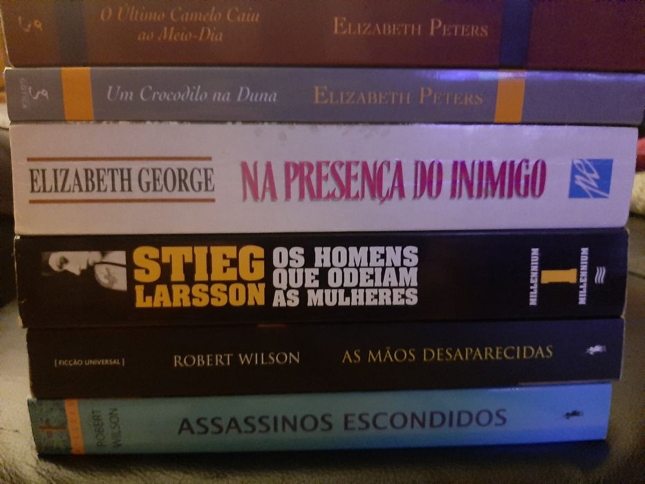 Stieg larsson Elizabeth Peters Robert Wilson  inimigo crocodilo na duna homens odeiam mulheres ultimo camelo caiu