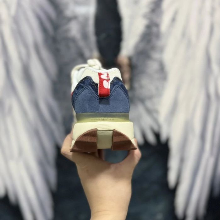 кроссовки Nike Air Max Dawn