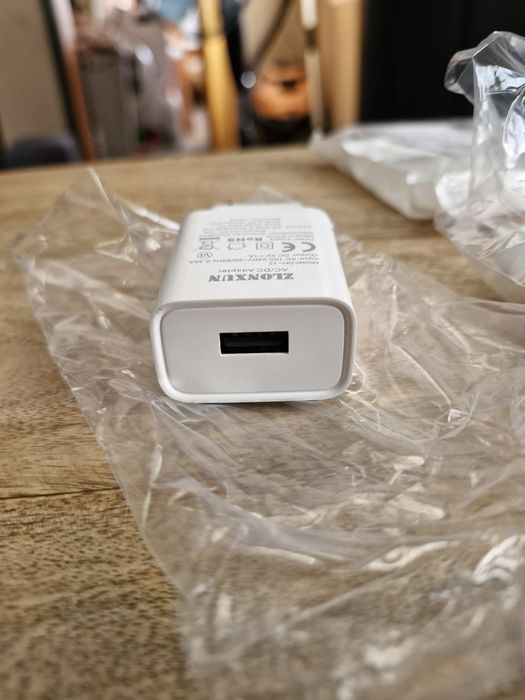 Ładowarki 5v 1A 2szt