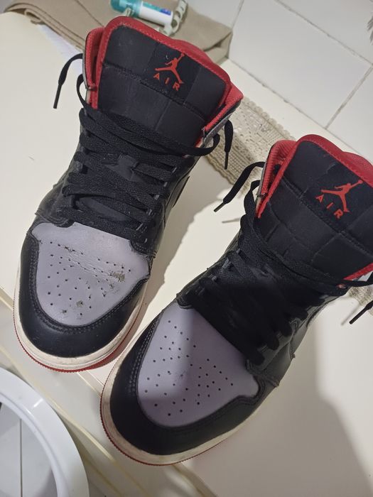 Jordan 1 mid tamanho 44