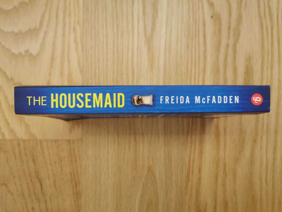 The Housemaid Freida McFadden Inglês