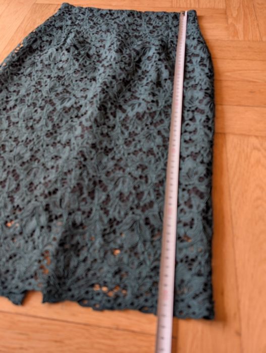 Koronkowa spódnica Reserved 36