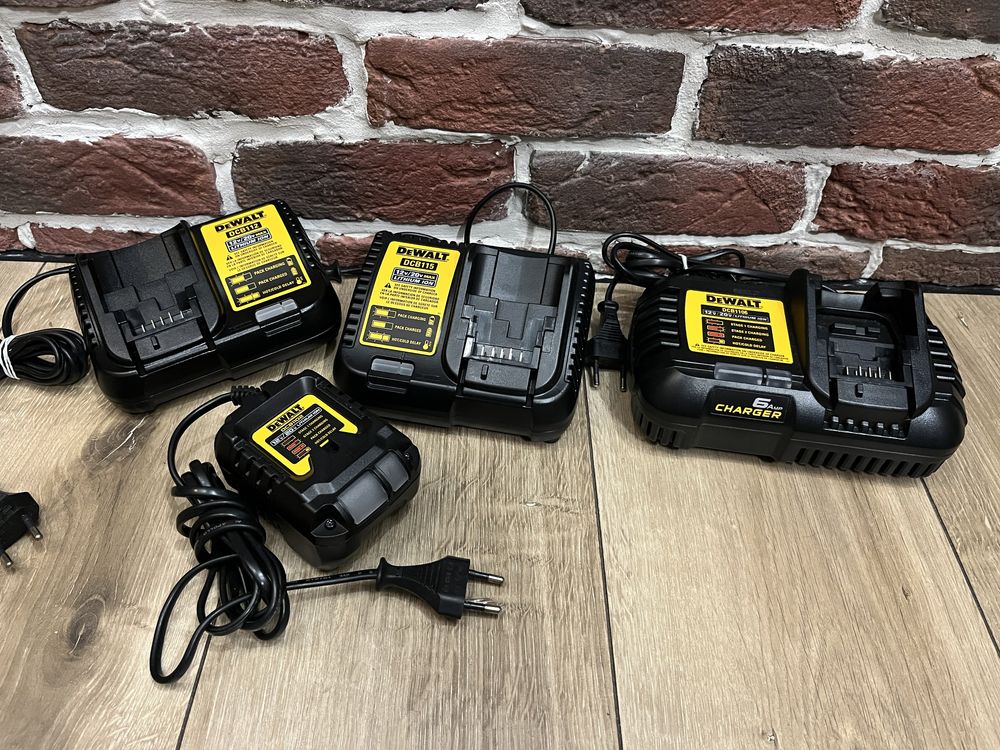 DeWalt сумка, зарядка DeWalt: 222 грн. - Электроинструмент Киев на Olx
