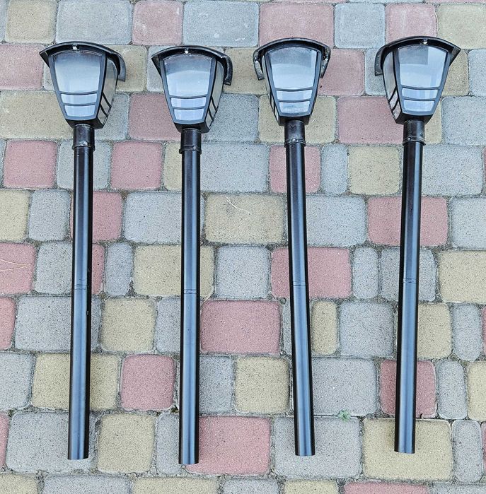 Светильник садовый Philips