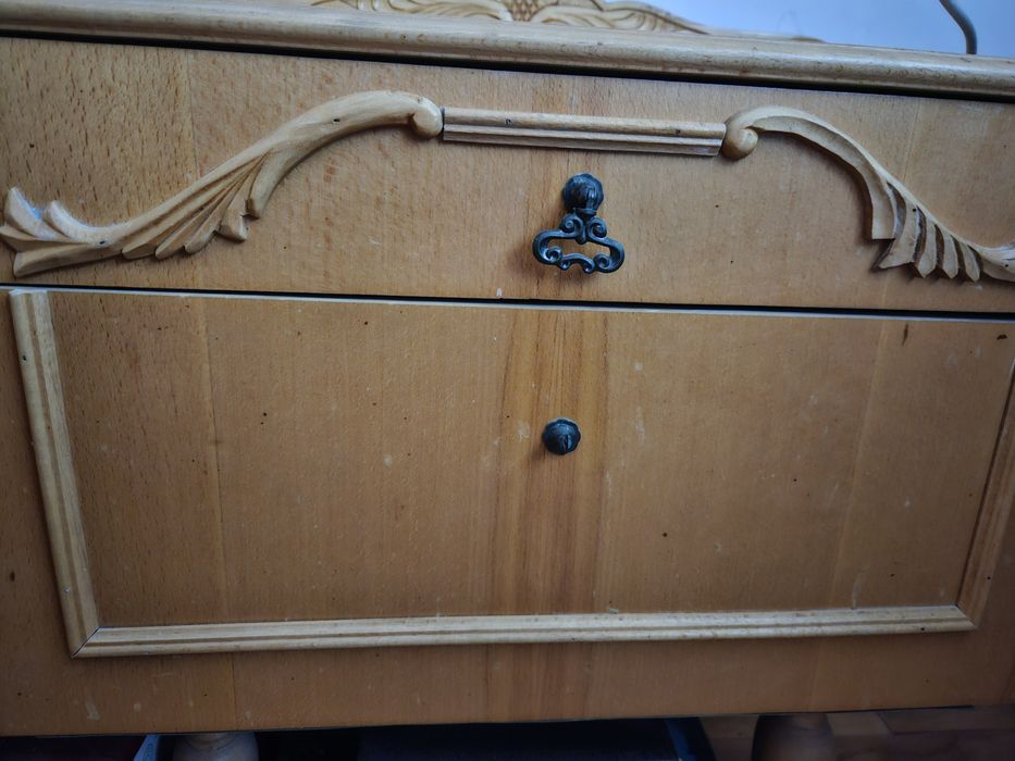 Спальня / меблі для спальні / шафа, 2 ліжка, 2 приліжкові тумби, трюмо