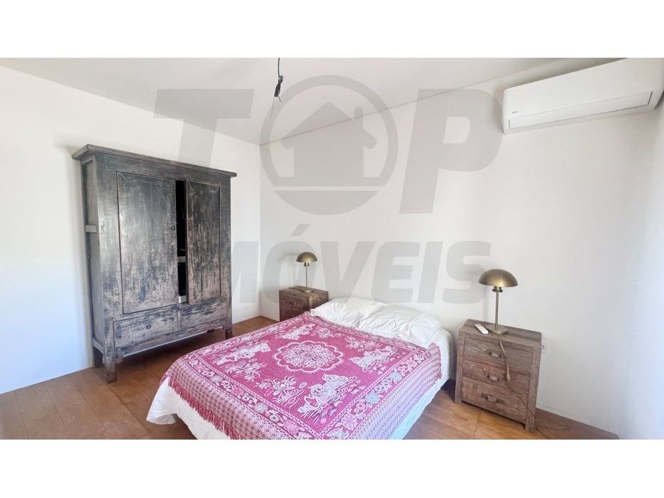 Moradia V2 reabilitada com vista para o mar - Centro Loulé - 630.000€