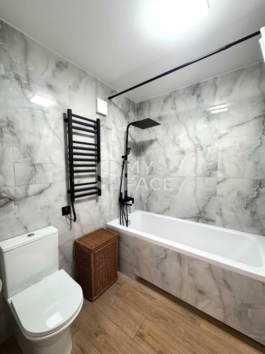 Затишна Євро3кКв Голосіївський ВДНХ Виставковий Метрополіс Нова Англія