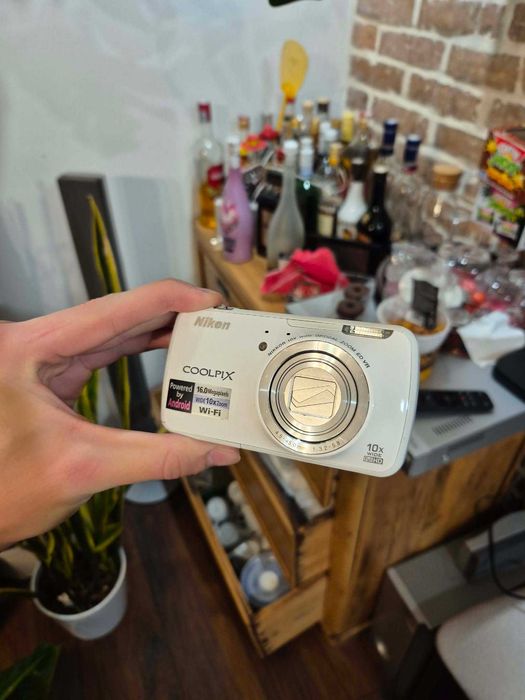 Nikon Coolpix S800c | stan dobry | w pełni sprawny | bateria + kabel