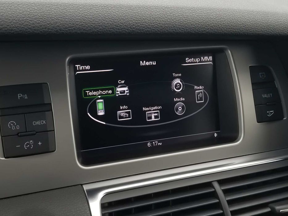 Audi Q7      2015