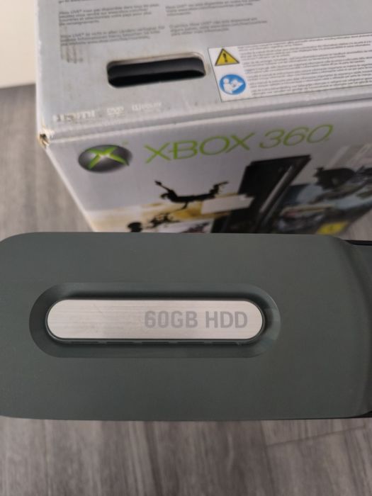 Xbox 360 + Kinect + Headphones64170295022722123