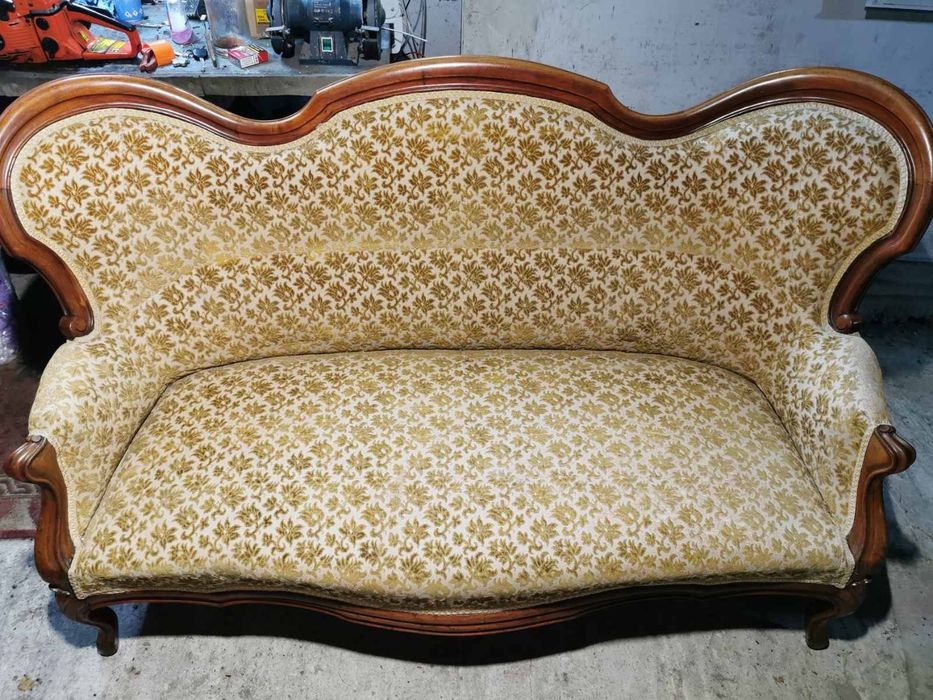 Sofa antyk, Louis XVi
