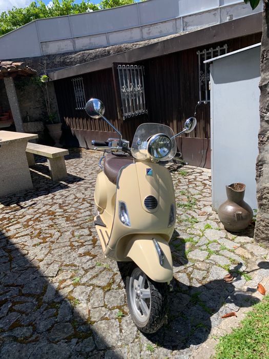 Vespa Piaggio 125