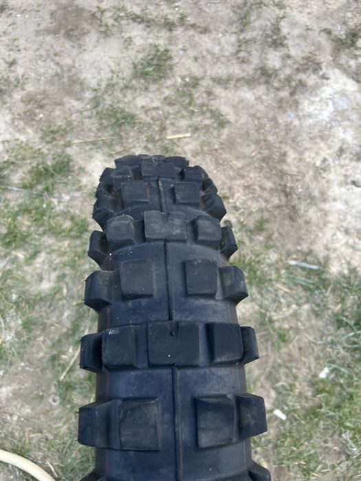 Резина 110/90/17 безкамерка