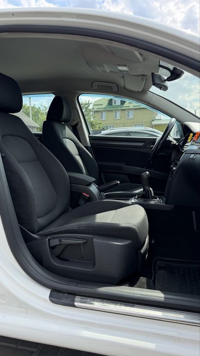 Skoda Superb Шкода Суперб 2012 р 1.6 дизель 5МКПП