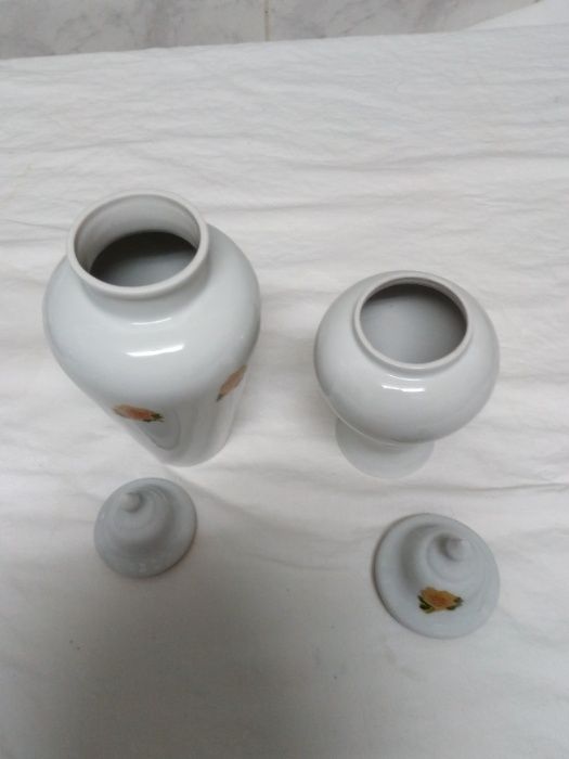 Par de potes de loiça