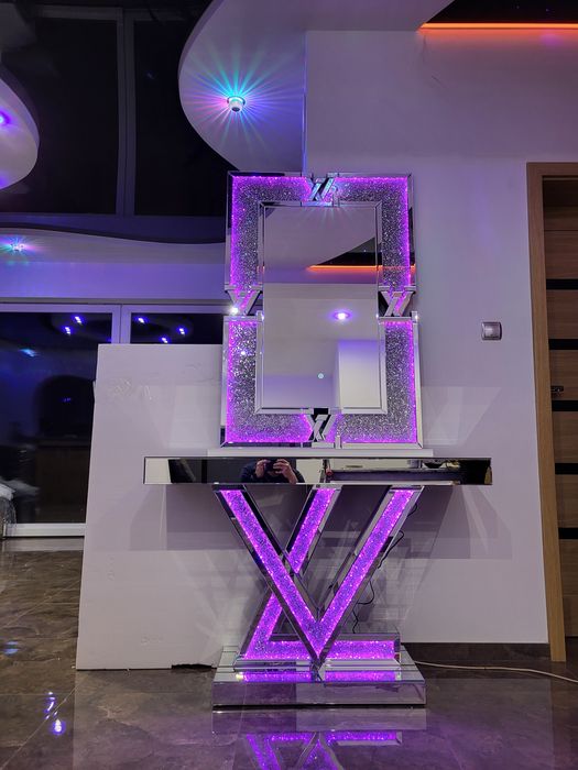 Konsola szkło LV diamenty led podświetlana lustro komplet ekskluzywna