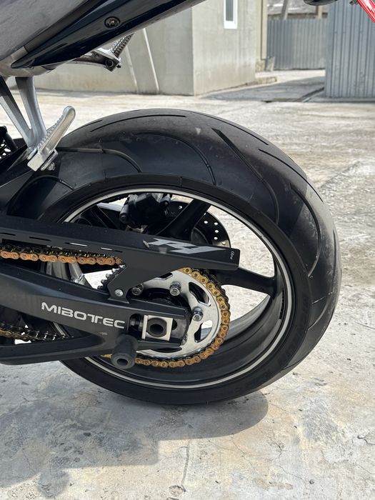 Продам Yamaha R1