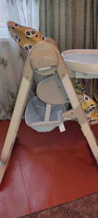 Стільчик для годування Chicco