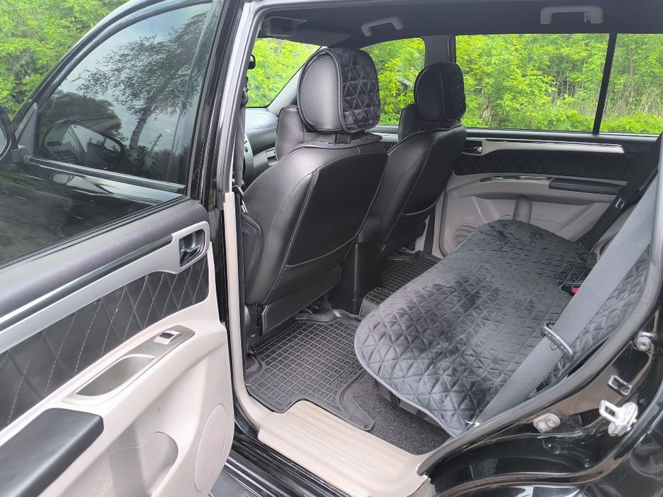Mitsubishi pajero sport