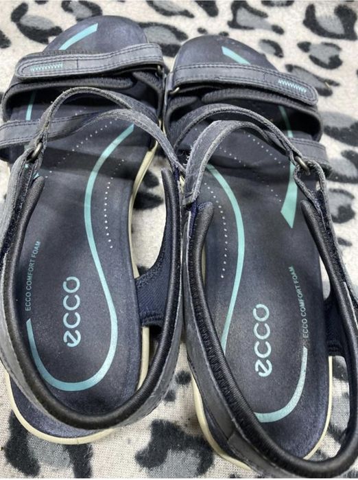 ECCO. Фірмові якісні літні босоніжки