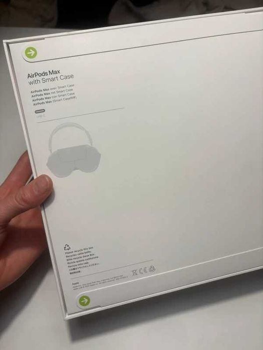 Idealny prezent nieużywane-Apple AirPods Max Nowe