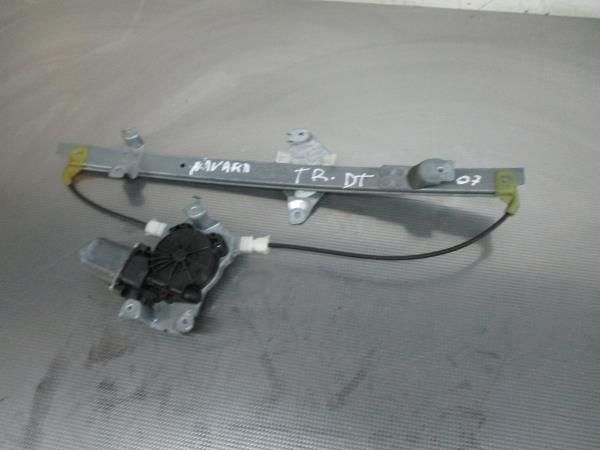 Elevador vidros trás direito NISSAN NP300 Navara Pick Up (D40)