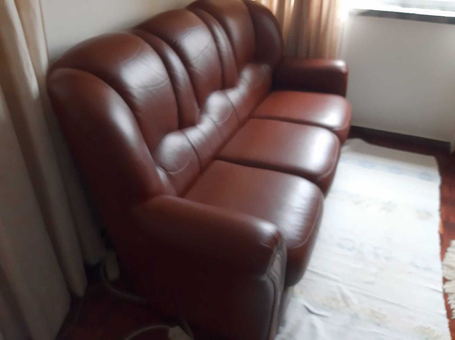 Sofá como em pele sintética