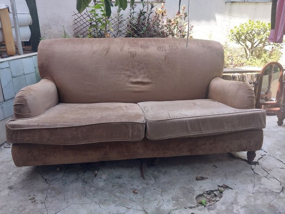 Vende se sofá usado