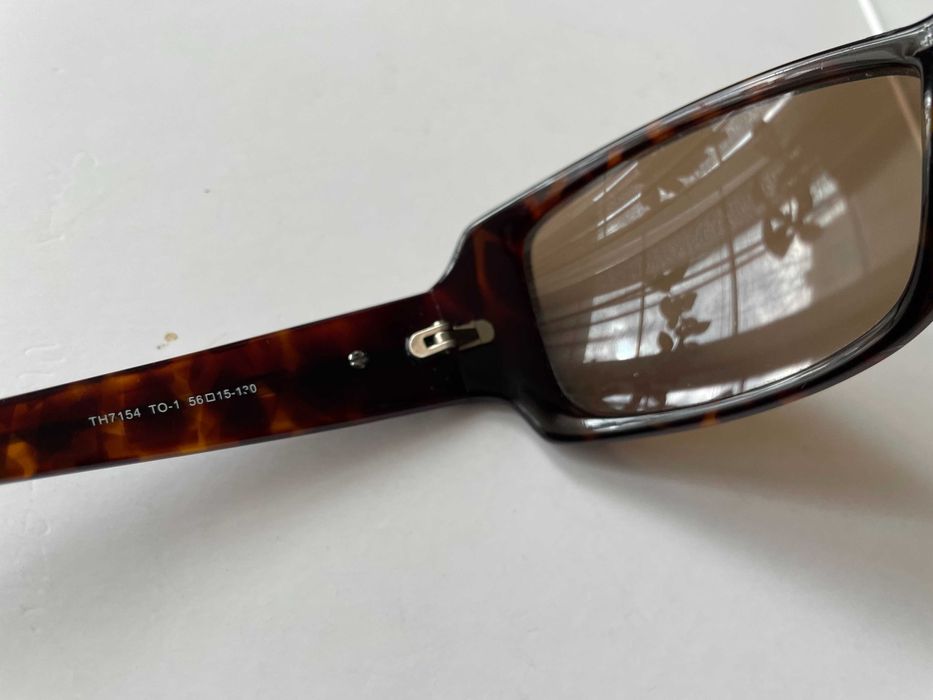 Окуляри жiночі сонцезахисні фірмові легке бу