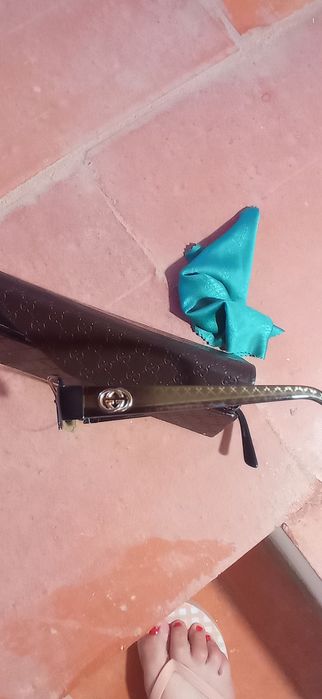 Óculos Gucci mulher, sem lentes. Com caixa de origem