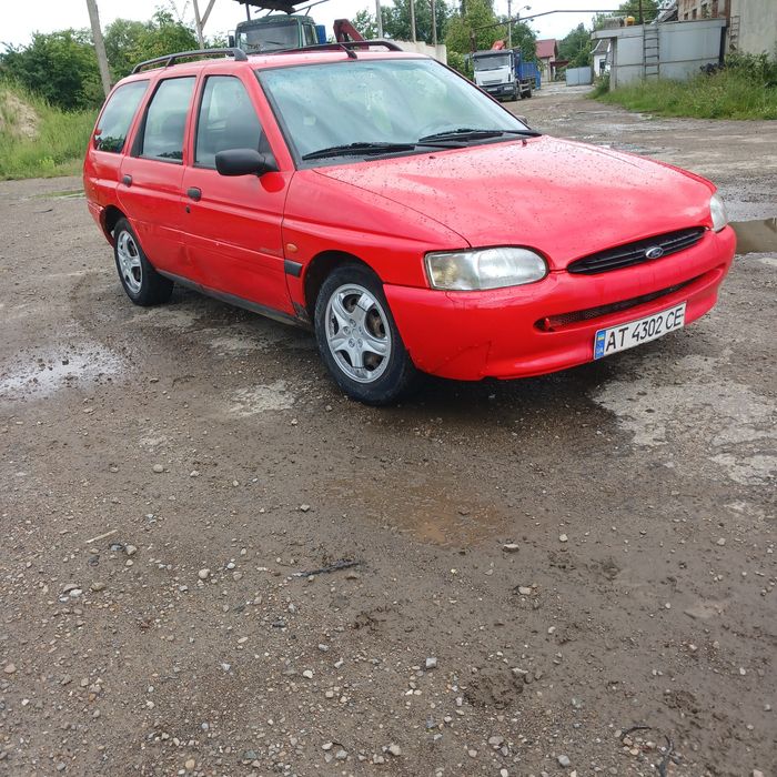 Продам форд ескорт