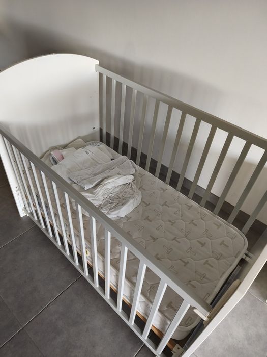 Cama bebé TRAMA regulável