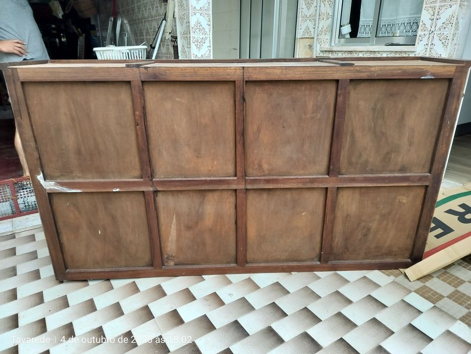 Móvel de sala em Madeira