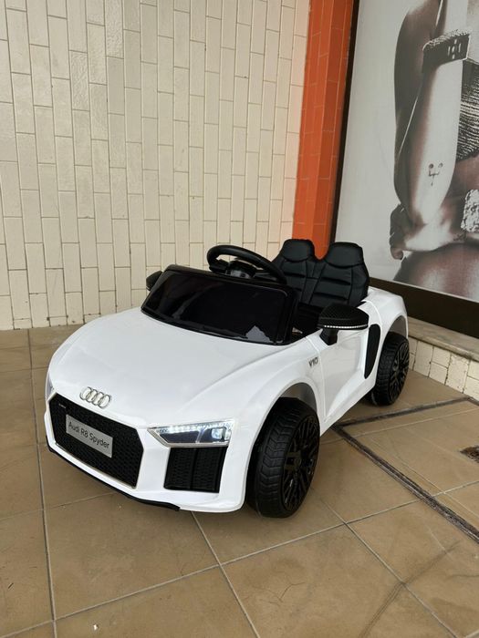 Carrinho de criança eletrico audi R8