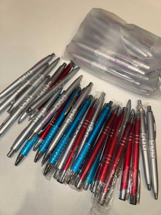 Ручки шариковые с синей пастой