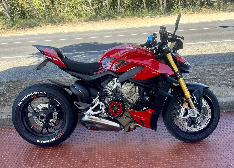 Ducati Streetfighter V4