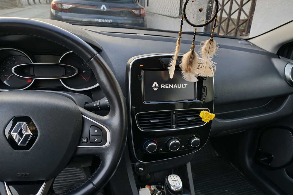Renault Clio — fotografia 2