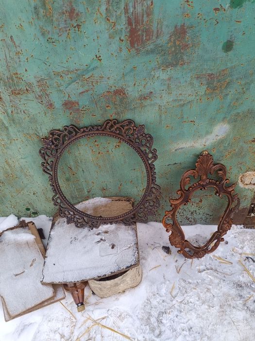 Винтажная рамка для зеркала