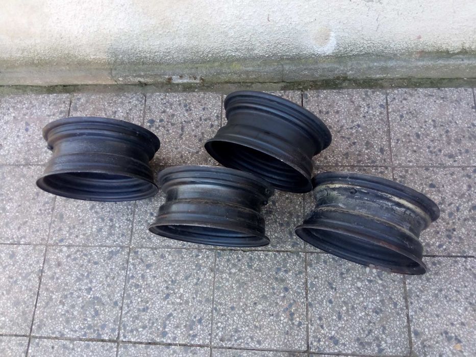 Диски на автомобіль Гольф 2