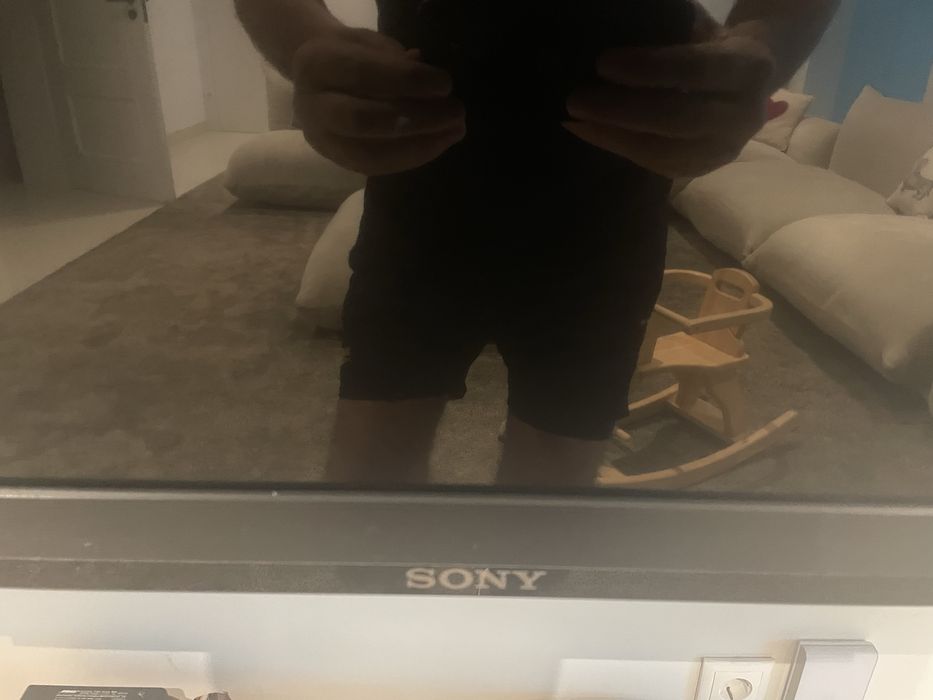 Sony kd-84x9005 preta para arranjar.