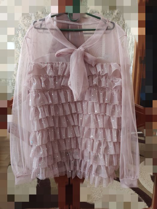 Блуза,  блузки,  різні  42 і 44 розміри