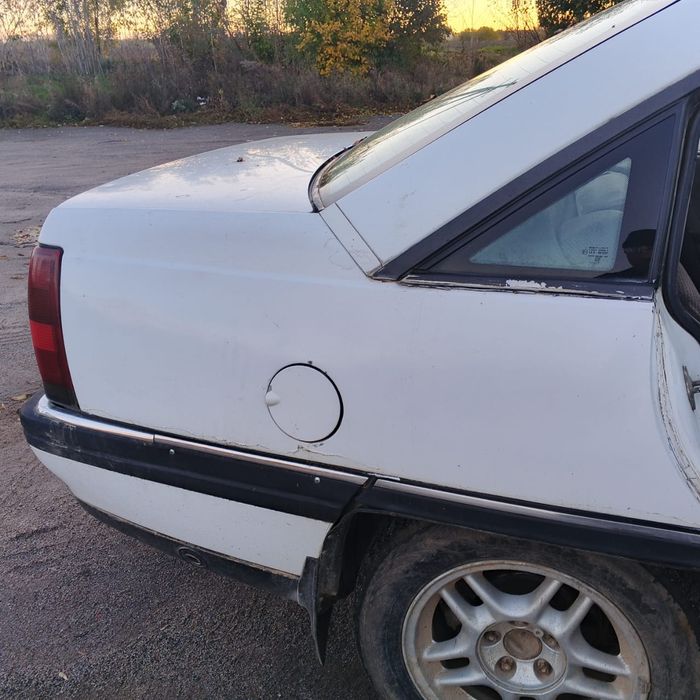 Opel  Omega  2.0