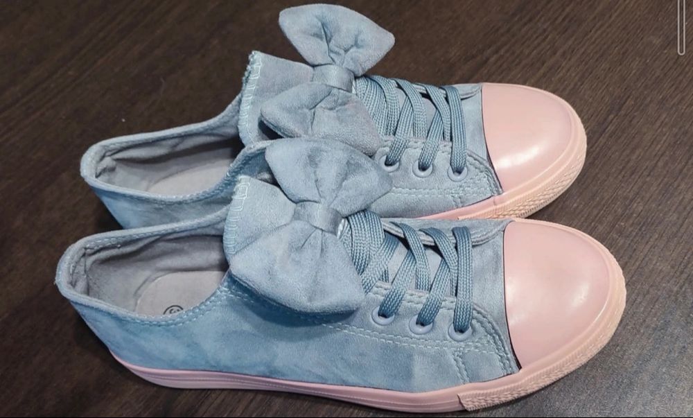 Buty damskie trampki  38/39