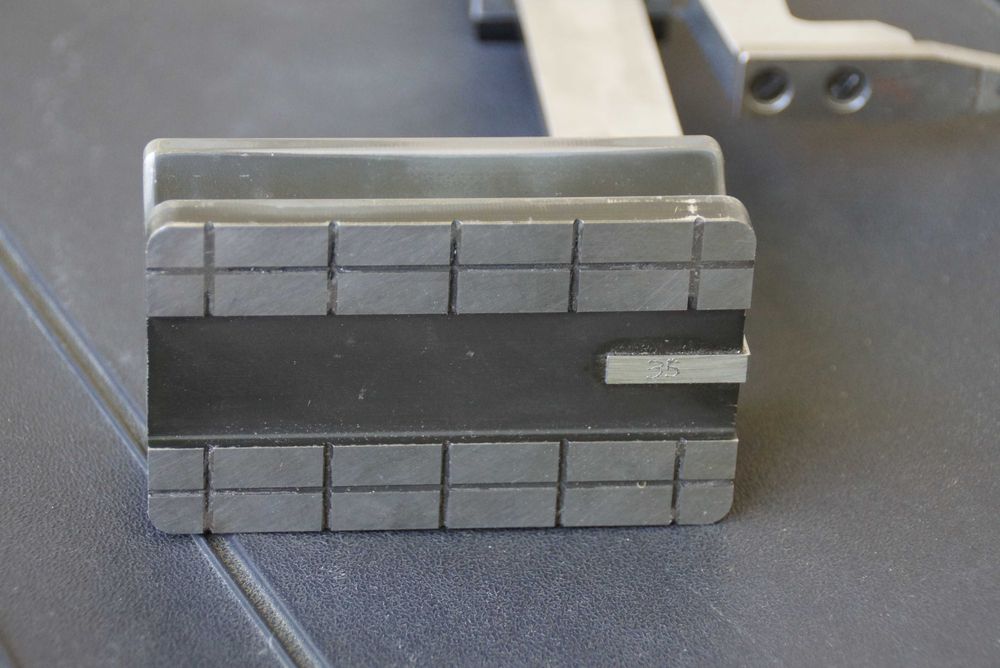 Miernik wysokości Hommel.